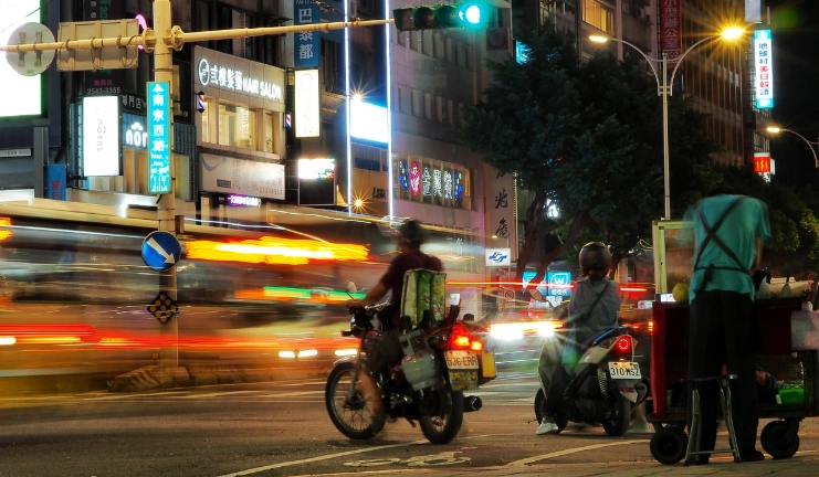 晚上騎車安全 晚上騎車安全
