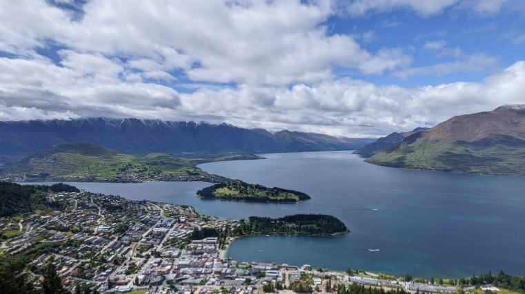 澳洲好玩還是紐西蘭好玩 澳洲好玩還是紐西蘭好玩