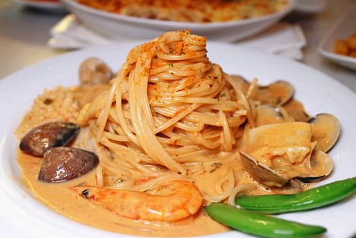 平價義大利麵三重 平價義大利麵三重