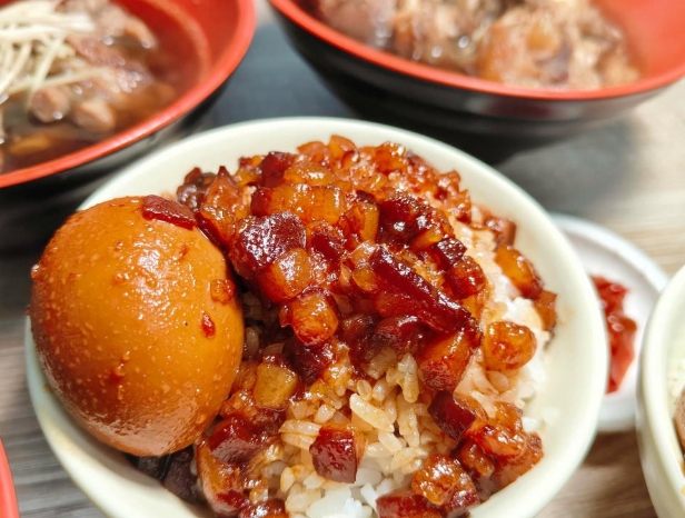 台灣滷肉飯 台灣滷肉飯