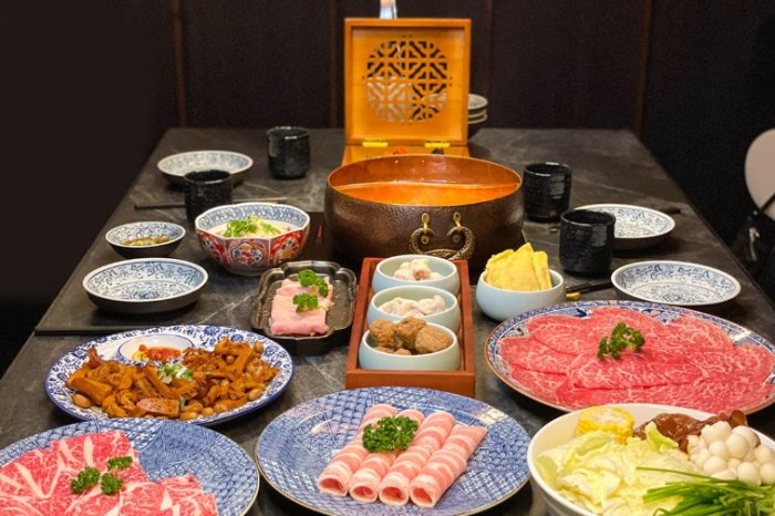 多人聚餐火鍋台北