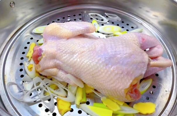 蒸全雞技巧 蒸全雞技巧