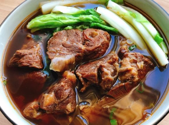 紅燒牛肉麵卡路里