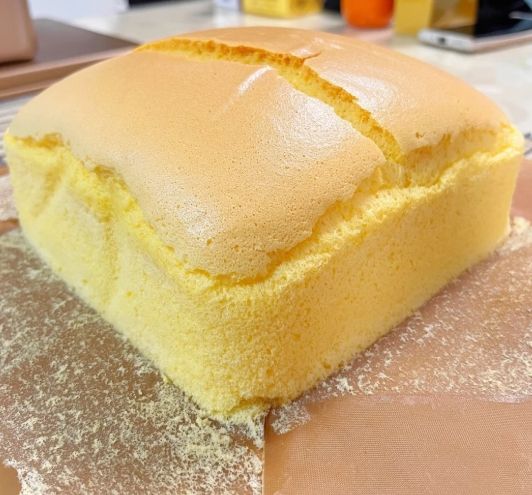 蛋糕開裂如何避免