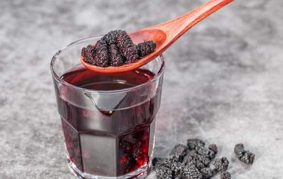 桑葚泡水好處 桑葚泡水好處