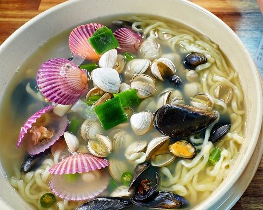 釜山海鮮刀削麵 釜山海鮮刀削麵