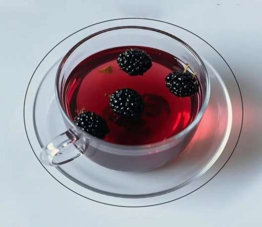 桑葚泡水功效 桑葚泡水功效