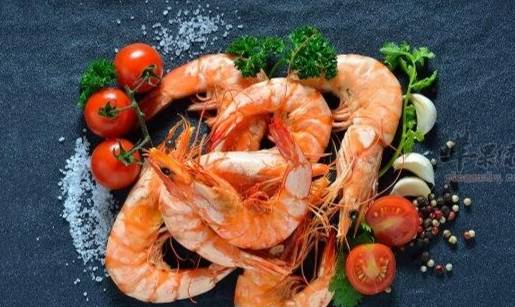 虾可以和猪肉一起吃吗