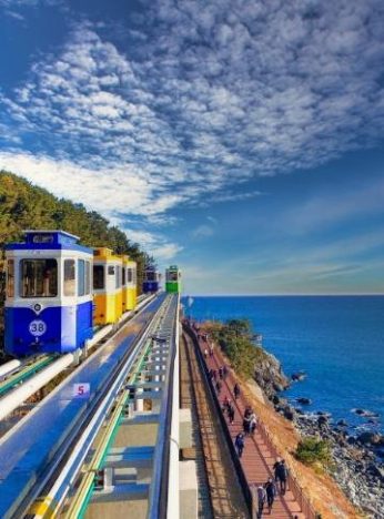 海雲台海岸列車