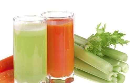 西芹汁加水 西芹汁加水