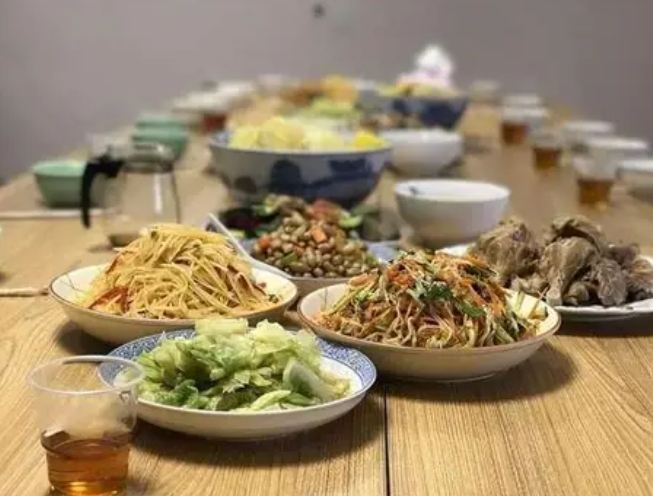 隔夜菜不能吃 隔夜菜不能吃