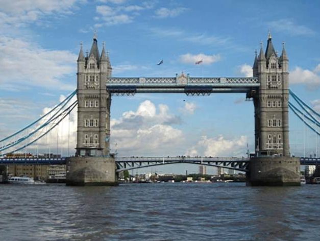 倫敦鐵橋建造 倫敦鐵橋建造