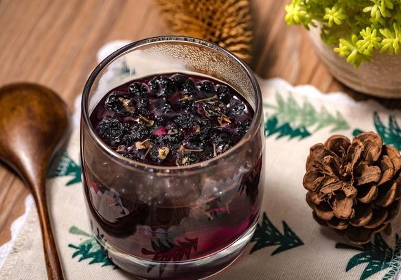 桑葚泡水好處 桑葚泡水好處