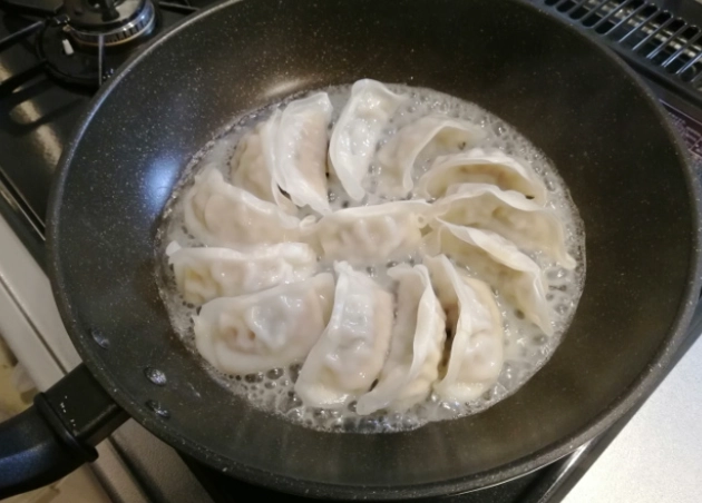 冰花煎餃做法 冰花煎餃做法