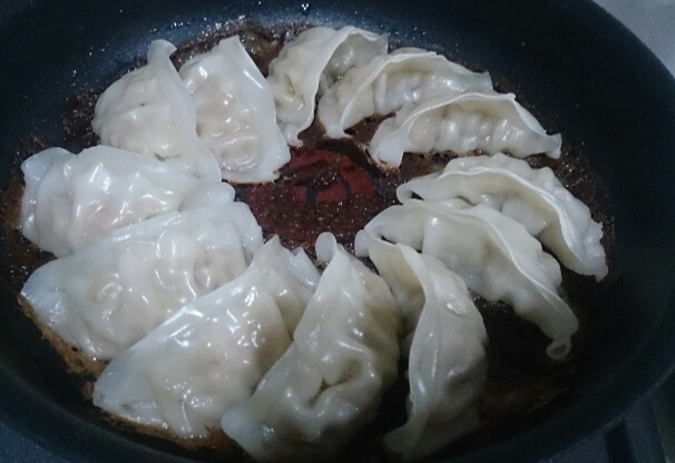 冰花煎餃做法 冰花煎餃做法