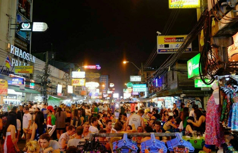 考山路夜生活 考山路夜生活