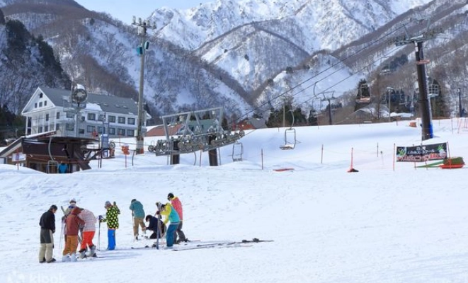 五龍滑雪學校評價