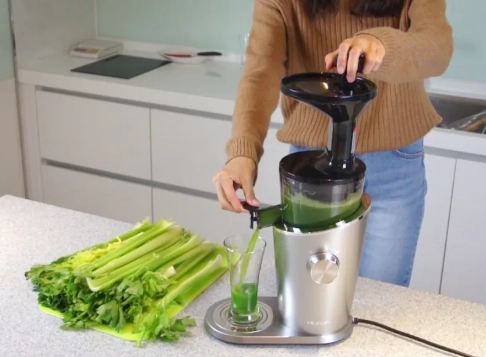 睡前喝西芹汁好處