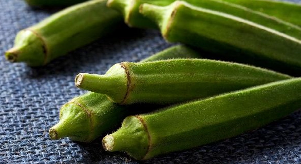 秋葵不能和什么一起吃
