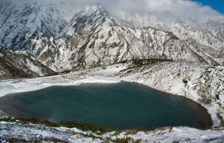 白馬八方池冬天