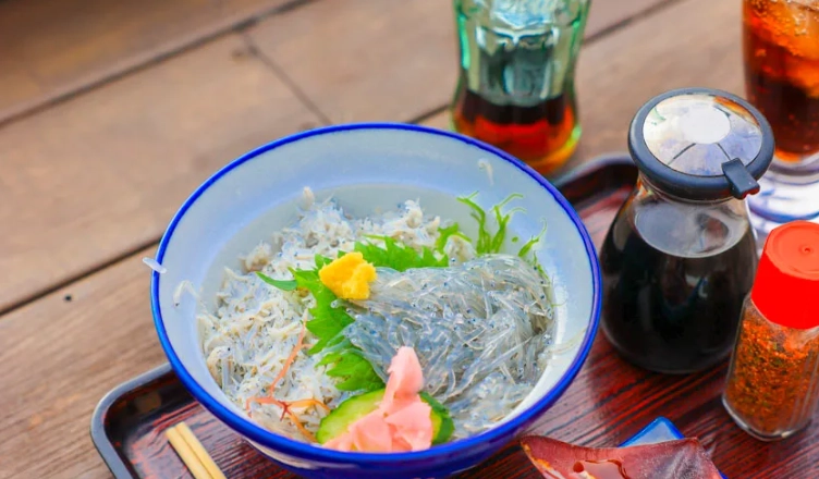 吻仔魚丼飯做法 吻仔魚丼飯做法