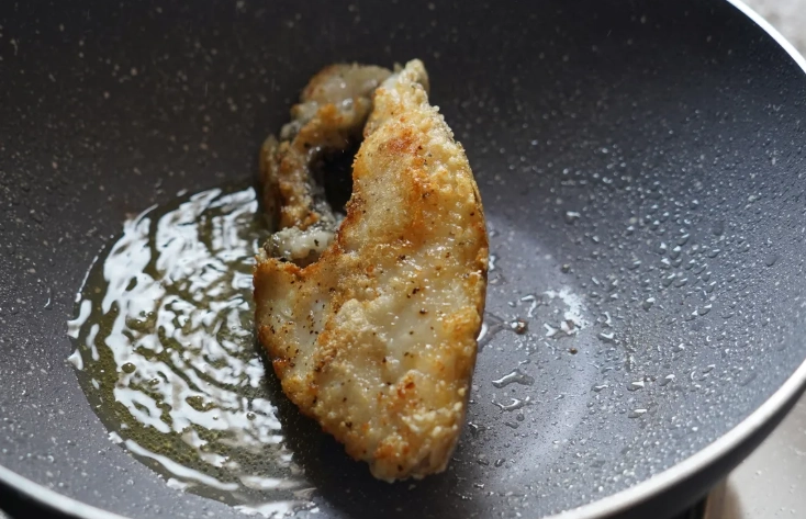 煎魚麵粉太白粉比例 煎魚麵粉太白粉比例
