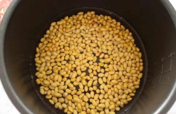 快速泡黃豆方法