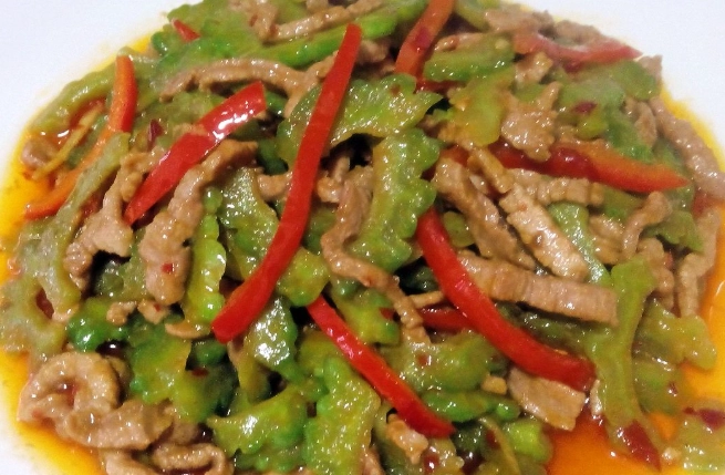 苦瓜炒肉片 苦瓜炒肉片