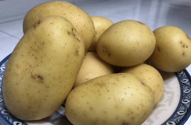 馬鈴薯蘋果一起吃