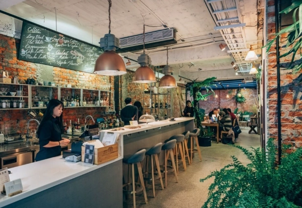 台北深夜咖啡廳