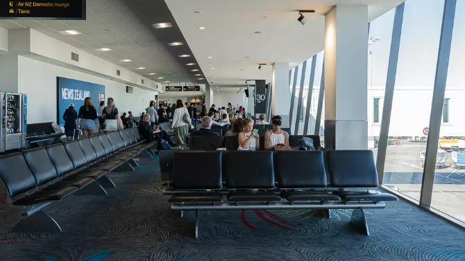 奧克蘭機場 好逛