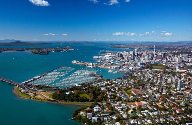 奧克蘭港交通 奧克蘭港交通