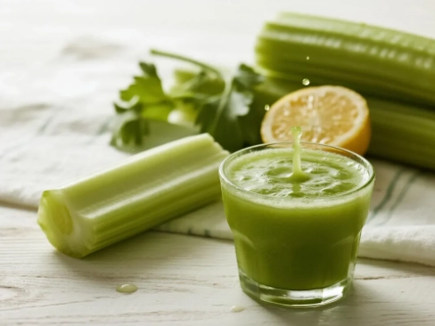 西芹汁睡前喝