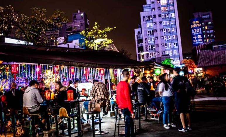 西門町露天酒吧