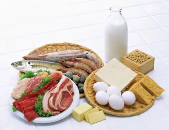 骨裂吃什麼比較快好