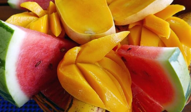 芒果跟西瓜可以一起吃嗎
