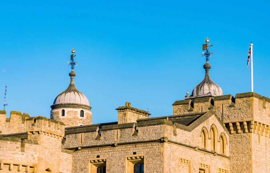 倫敦塔鬼故事：揭開千年古堡最毛骨悚然的靈異傳說與歷史真相