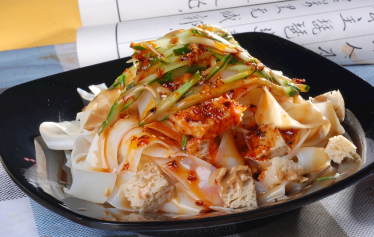 涼皮熱量高嗎？一餐熱量與減肥吃法全解析