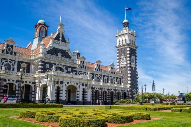 皇后鎮到但尼丁景點