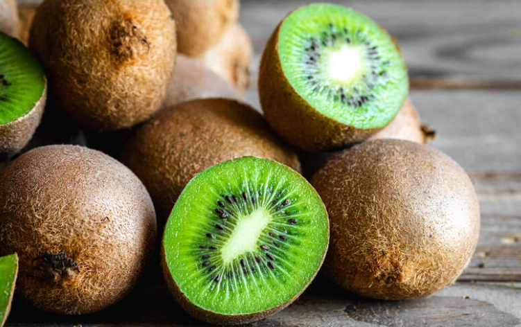 高鉀水果腎臟風險全解析：腎友必知的飲食禁忌與低鉀選擇