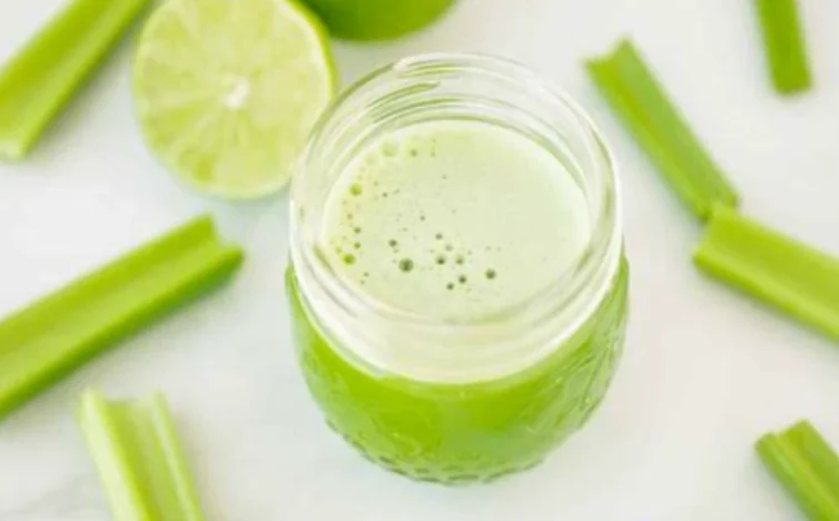 西芹香蕉汁