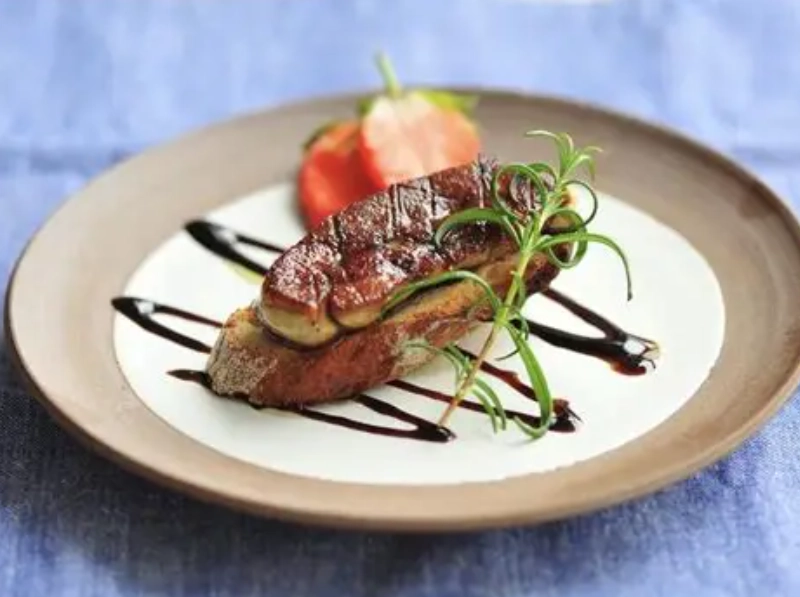 鵝肝料理食譜全攻略：從基礎到創意的完美實踐指南