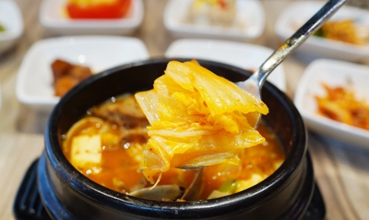 蘆洲 韓式烤肉 小菜 無限