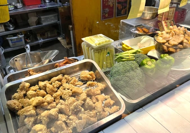 西屯路美食 西屯路美食