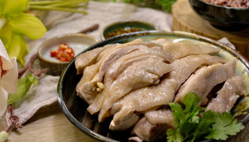 白斬雞煮多久 白斬雞煮多久