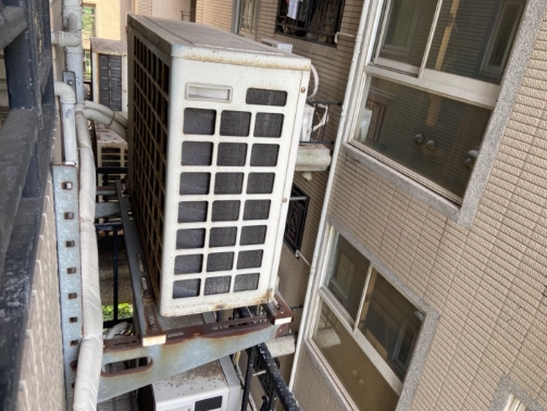 冷氣室外機清洗