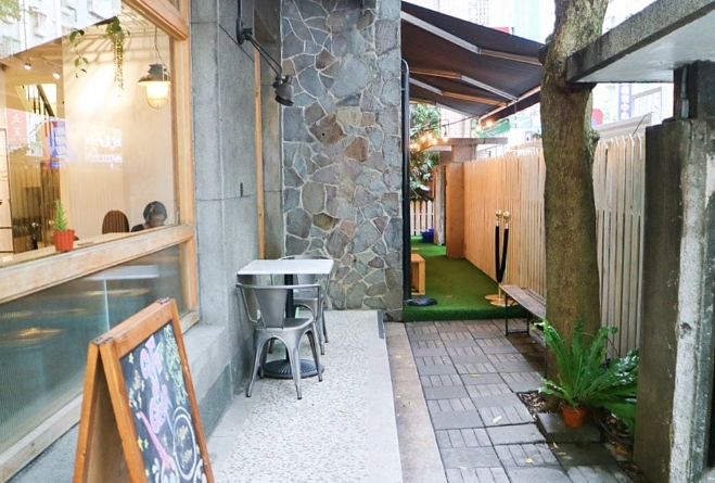 中正紀念堂咖啡廳充電