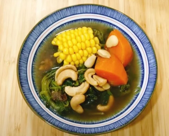 西洋菜紅蘿蔔粟米湯