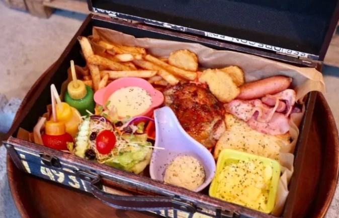 松山文創園區附近美食